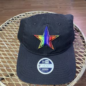 Dallas Cowboys New Era Core Classic 2.0 Gay Pride 9TWENTY Adjustable Hat Women’s